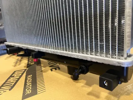 Радиатор охлаждения двигателя на Toyota Raum (JPR0090) за 40 000 тг. в Алматы – фото 5