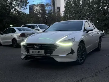 Hyundai Sonata 2023 года за 14 750 000 тг. в Алматы – фото 4