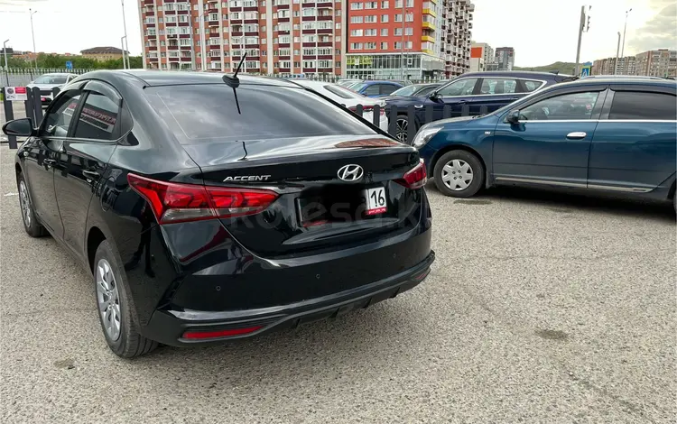 Hyundai Accent 2021 года за 8 200 000 тг. в Усть-Каменогорск