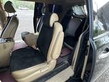 Kia Carnival 2016 годаүшін10 500 000 тг. в Алматы – фото 5