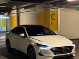 Hyundai Sonata 2020 года за 11 500 000 тг. в Алматы – фото 2