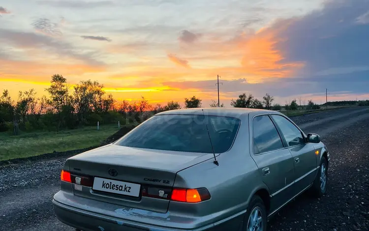 Toyota Camry 1999 года за 2 800 000 тг. в Астана