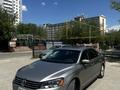 Volkswagen Passat 2014 годаfor5 000 000 тг. в Актобе