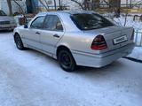 Mercedes-Benz C 180 1997 годаүшін2 500 000 тг. в Астана – фото 4