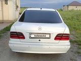 Mercedes-Benz E 320 2000 годаүшін5 500 000 тг. в Балхаш – фото 2