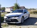 Toyota Camry 2018 года за 12 000 000 тг. в Уральск