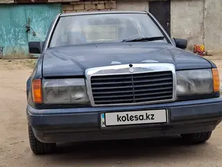 Mercedes-Benz E-Class, 1992
