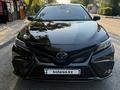 Toyota Camry 2022 года за 16 500 000 тг. в Шымкент