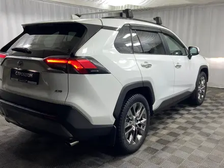 Toyota RAV4 2020 года за 17 900 000 тг. в Алматы – фото 19