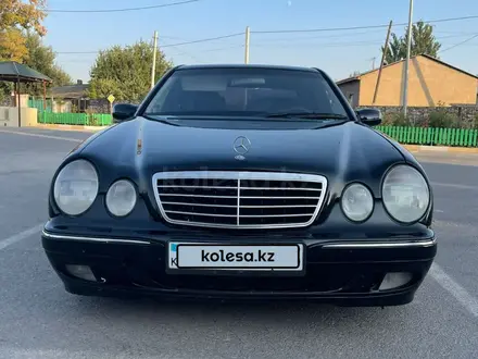 Mercedes-Benz E 55 AMG 1996 года за 4 500 000 тг. в Шымкент – фото 4