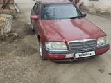 Mercedes-Benz C 180 1994 года за 1 950 000 тг. в Петропавловск – фото 2