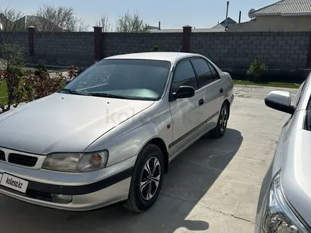 Toyota Carina E 1997 года за 2 900 000 тг. в Туркестан – фото 2