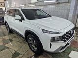 Hyundai Santa Fe 2023 годаүшін14 500 000 тг. в Астана – фото 3
