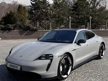 Porsche Taycan, 2021