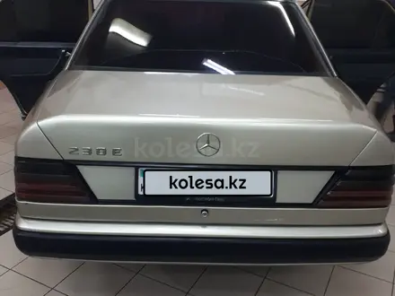 Mercedes-Benz E 230 1989 года за 2 200 000 тг. в Павлодар