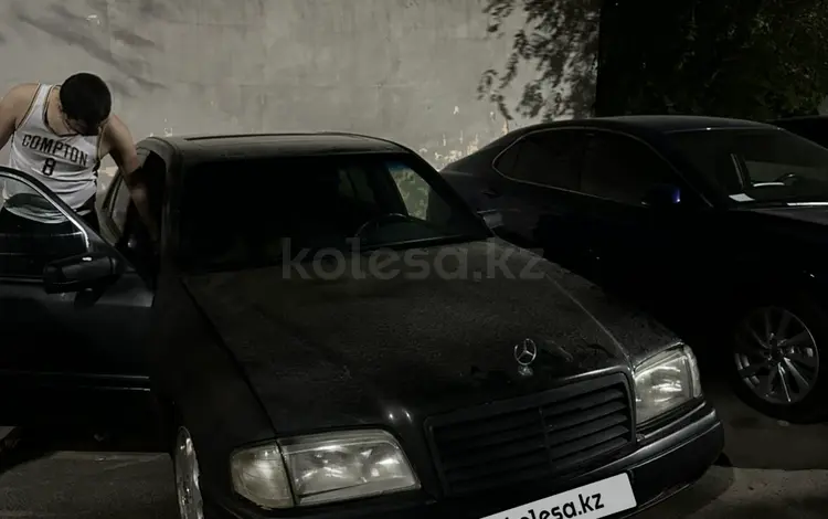 Mercedes-Benz C 180 1994 года за 800 000 тг. в Алматы