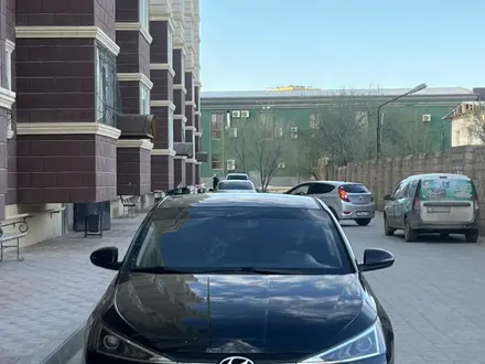 Hyundai Elantra 2018 года за 4 600 000 тг. в Актау – фото 5