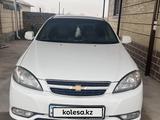 Daewoo Gentra 2014 года за 3 500 000 тг. в Сарыагаш – фото 2