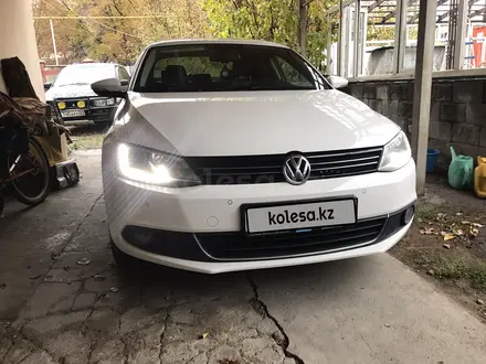 Volkswagen Jetta 2014 года за 3 900 000 тг. в Алматы