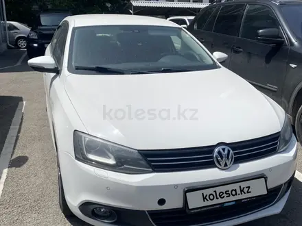 Volkswagen Jetta 2014 года за 3 900 000 тг. в Алматы – фото 7