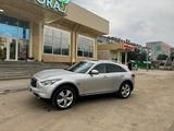 Infiniti FX37 2012 года за 10 000 000 тг. в Актобе – фото 2