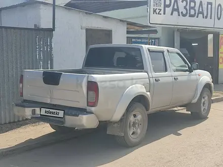 Nissan NP300 2012 года за 5 200 000 тг. в Астана – фото 3