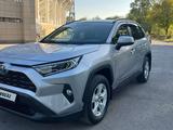 Toyota RAV4 2019 года за 18 000 000 тг. в Шымкент – фото 3