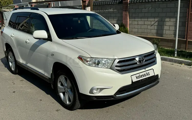 Toyota Highlander 2013 годаүшін12 000 000 тг. в Тараз