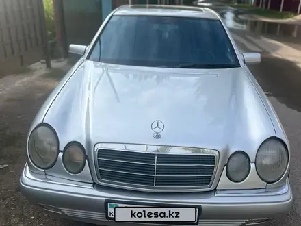 Mercedes-Benz E 280 1996 года за 1 800 000 тг. в Алматы – фото 2