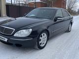 Mercedes-Benz S 320 2002 года за 3 800 000 тг. в Уральск – фото 2