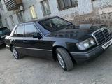 Mercedes-Benz E 200 1993 годаүшін1 300 000 тг. в Жезказган