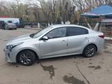 Kia Rio 2020 года за 8 000 000 тг. в Караганда – фото 4