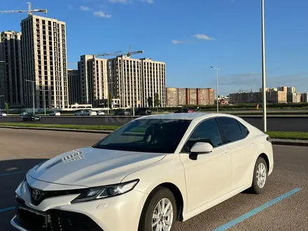 Toyota Camry 2020 года за 13 500 000 тг. в Алматы – фото 8