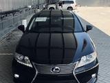 Lexus ES 300h 2014 года за 9 100 000 тг. в Атырау