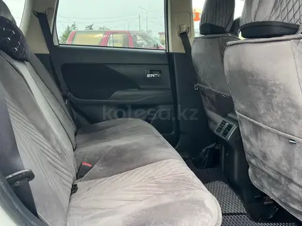 Mitsubishi Outlander 2019 года за 12 500 000 тг. в Алматы – фото 8