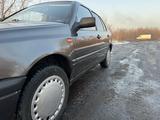 Volkswagen Vento 1993 годаfor1 490 000 тг. в Караганда – фото 2