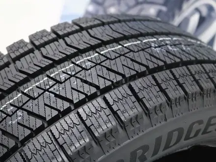 Шины BRIDGESTONE 235/50R18 Blizzak ICEүшін96 500 тг. в Алматы – фото 2