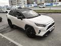 Toyota RAV4 2021 года за 14 100 000 тг. в Шымкент