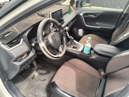 Toyota RAV4 2021 года за 14 100 000 тг. в Шымкент – фото 7