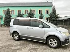 Mitsubishi Delica, 2008