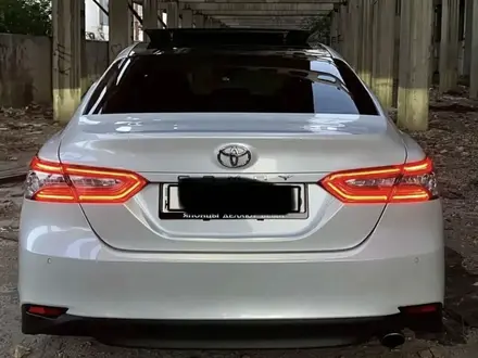 Toyota Camry 2019 года за 21 500 000 тг. в Алматы – фото 9