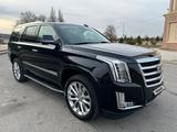 Cadillac Escalade 2020 года за 45 900 000 тг. в Алматы – фото 2