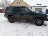 Jeep Grand Cherokee 1996 года за 2 750 000 тг. в Атырау – фото 2