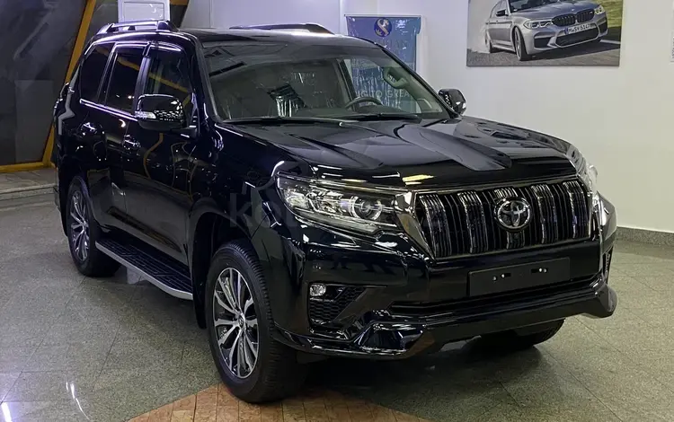 Toyota Land Cruiser Prado Luxe 2022 года за 55 000 000 тг. в Алматы