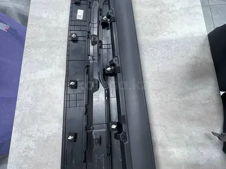 Накладка на двери KIA Hyundai NEW ORIGINAL за 70 000 тг. в Алматы – фото 4