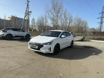 Hyundai Elantra 2019 года за 8 450 000 тг. в Кокшетау – фото 3