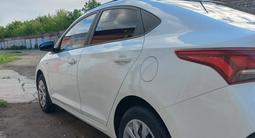 Hyundai Accent 2020 года за 7 500 000 тг. в Усть-Каменогорск – фото 3