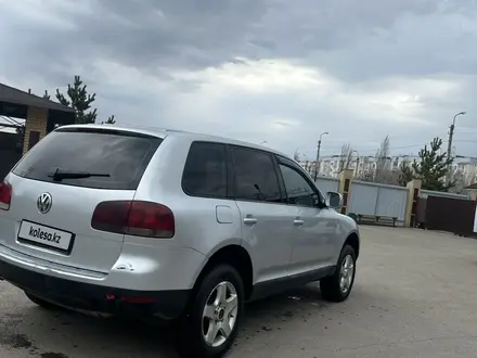 Volkswagen Touareg 2004 года за 3 300 000 тг. в Костанай – фото 10