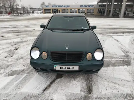 Mercedes-Benz E 280 2000 года за 3 800 000 тг. в Алматы – фото 2