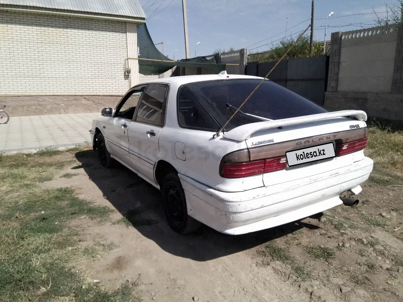 Mitsubishi Galant, 1992
